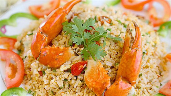 Cơm Chiên Bào Ngư & Thịt Cua